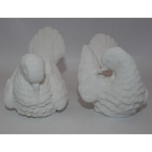 A. Santini White Dove Figurine Pair Alabaster Style Birds Made in Italy 2 Piece